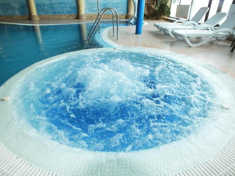 Avenue Park Hotel Yusufkhona Екстер'єр фото
