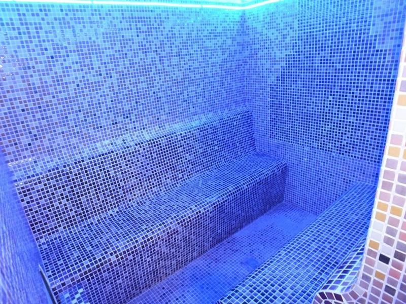 Avenue Park Hotel Yusufkhona Екстер'єр фото