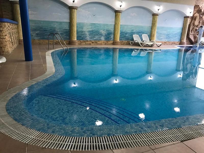 Avenue Park Hotel Yusufkhona Екстер'єр фото